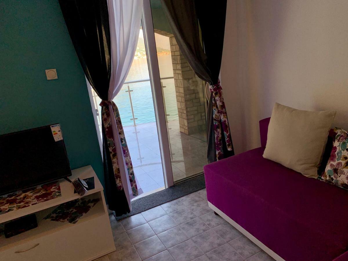 Apartmani Maxim Котор Экстерьер фото